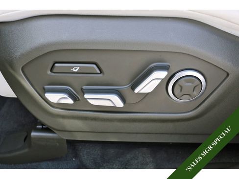 Used 2025 Hyundai Santa Fe Calligraphy image 30