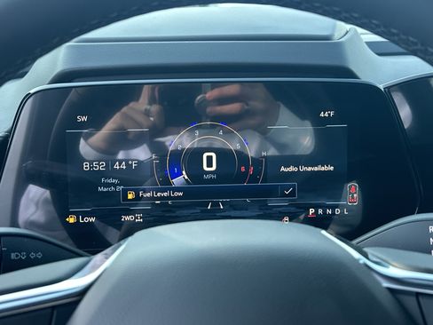 New 2026 Chevrolet Suburban Premier image 23