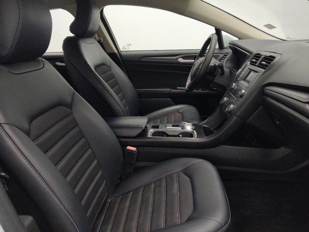 Used 2018 Ford Fusion SE w/ Equipment Group 201A AWD/4WD image 21