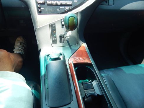 Used 2011 Lexus RX 350 AWD w/ Premium Pkg image 23