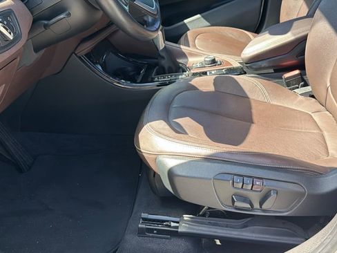 Used 2016 BMW X1 xDrive28i AWD/4WD image 12
