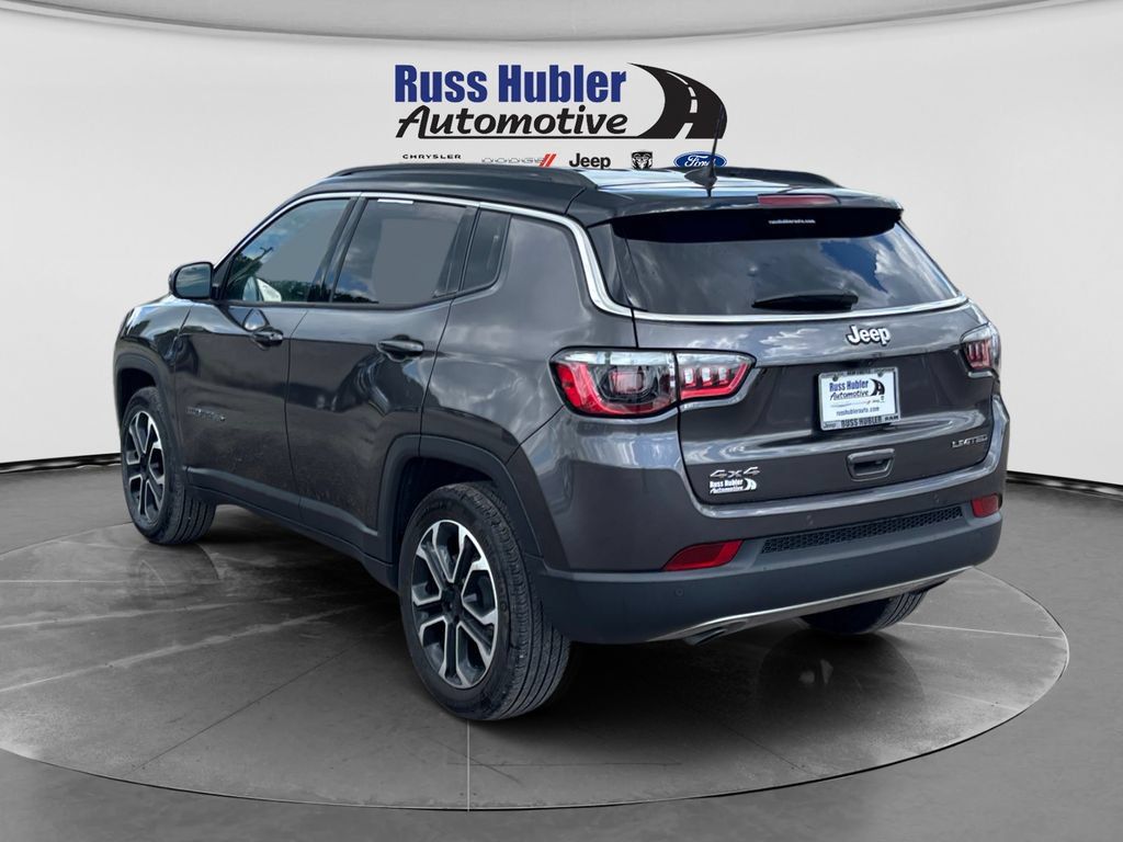 Used 2023 Jeep Compass Limited AWD/4WD image 3
