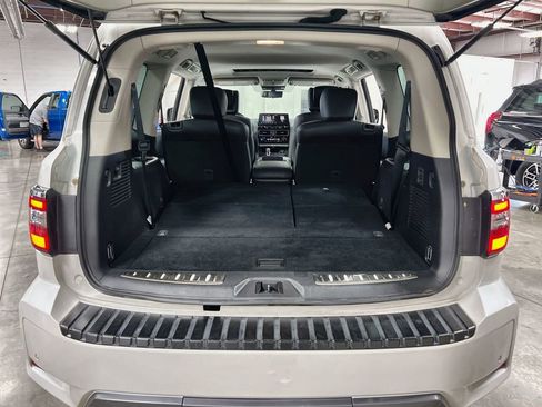 Used 2023 Nissan Armada Platinum w/ Captain's Chairs Package RWD image 27