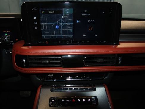 Used 2025 Lincoln Aviator Reserve w/ Jet Appearance Package image 14