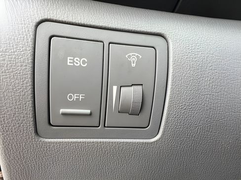 Used 2008 Hyundai Elantra GLS FWD image 16