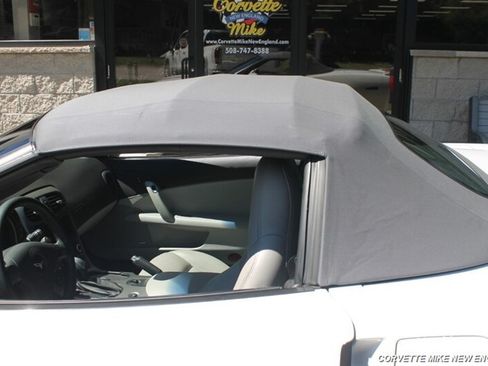 Used 2007 Chevrolet Corvette Convertible w/ Preferred Equipment Group RWD image 12