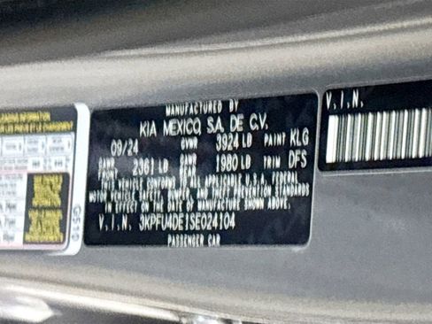 Certified 2025 Kia K4 EX image 23