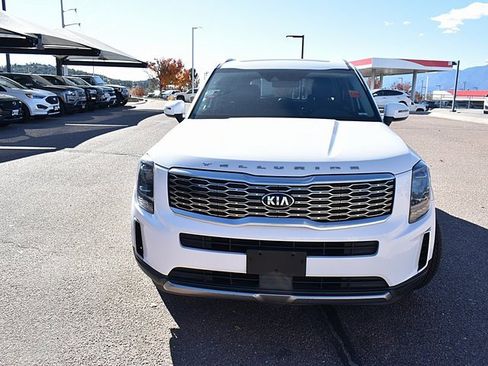 Used 2021 Kia Telluride S image 2