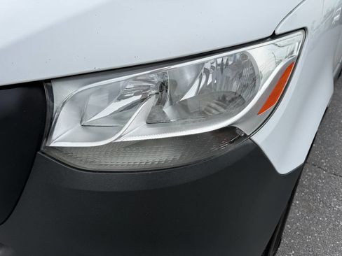 Used 2022 Mercedes-Benz Sprinter 2500 image 37