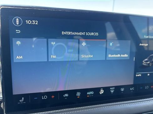 Used 2023 Lincoln Corsair Reserve AWD/4WD image 27