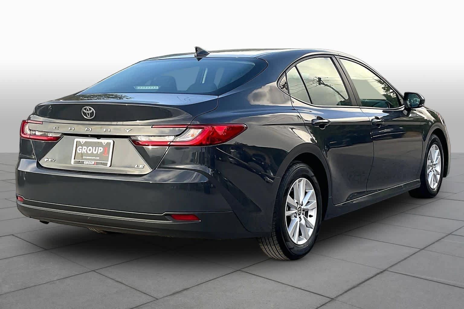 Used 2025 Toyota Camry LE FWD image 12