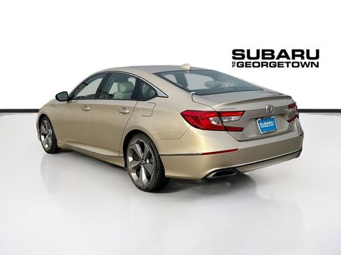 Used 2018 Honda Accord Touring image 5