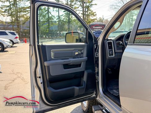 Used 2016 RAM 1500 Big Horn image 25