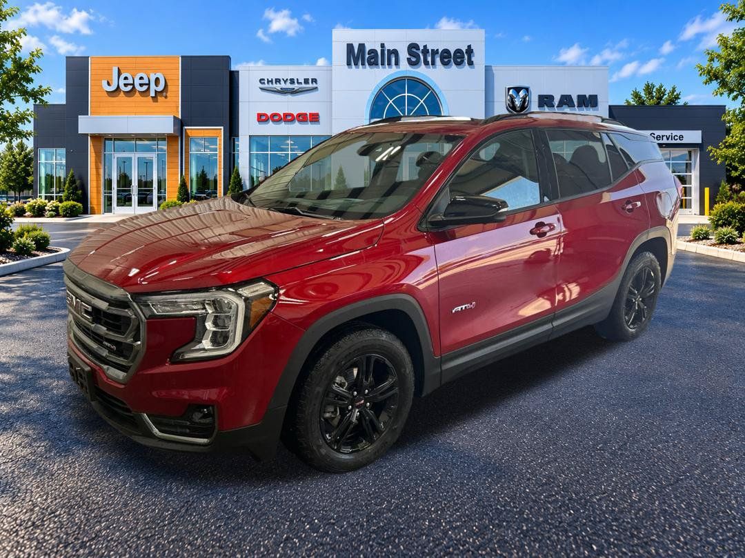 Used 2024 GMC Terrain AT4 w/ Tech Package AWD/4WD image 1