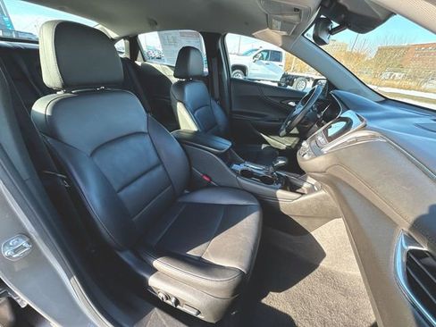 Used 2024 Chevrolet Malibu LT image 28