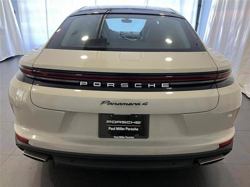 New 2025 Porsche Panamera image 8