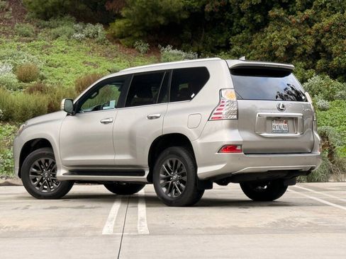 Certified 2023 Lexus GX 460 Premium image 3