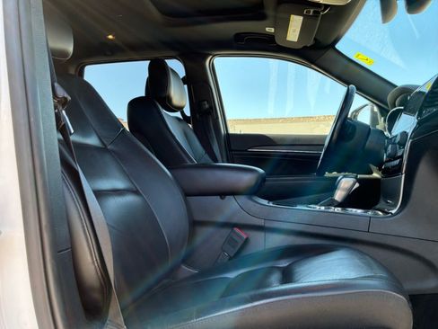 Used 2021 Jeep Grand Cherokee Limited RWD image 19