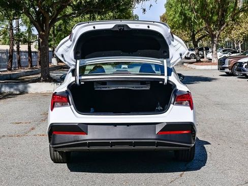 New 2026 Hyundai Elantra Sport image 7