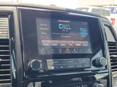 Used 2023 Nissan Titan SV w/ SV Convenience Package AWD/4WD image 25