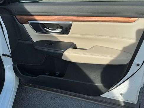 Used 2021 Honda CR-V EX-L image 17