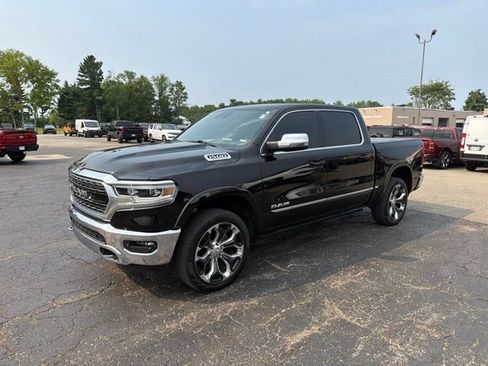 Used 2023 RAM 1500 Limited AWD/4WD image 4