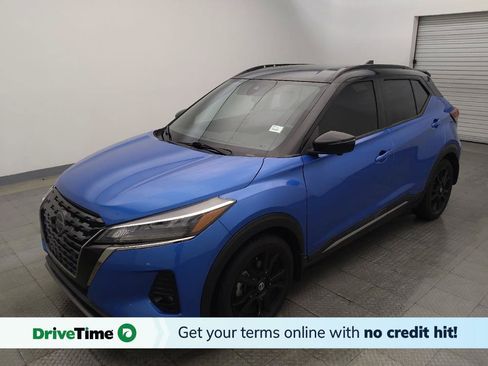 Used 2021 Nissan Kicks SR FWD image 1