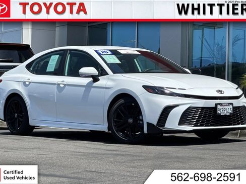 Certified 2026 Toyota Camry SE FWD image 1