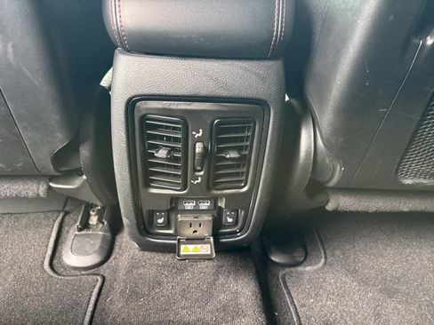 Used 2022 Dodge Durango R/T w/ Blacktop Package RWD image 28