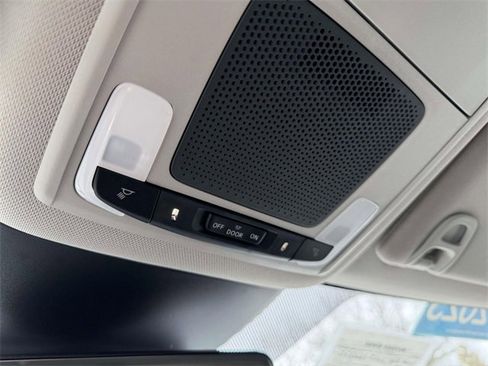 Certified 2023 Honda Pilot EX-L image 32