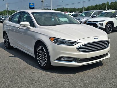 Used 2017 Ford Fusion SE w/ Fusion SE Technology Package
