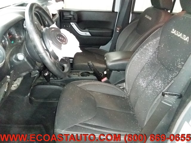 Used 2017 Jeep Wrangler Unlimited Sahara AWD/4WD image 10