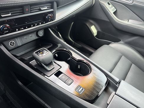 Certified 2023 Nissan Rogue SV w/ SV Premium B Package image 27