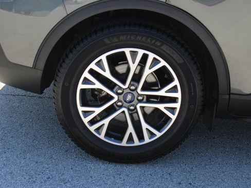 Used 2020 Ford Escape SEL FWD image 30