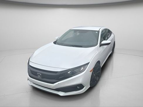 Used 2020 Honda Civic Sport image 5