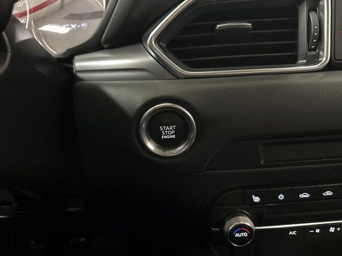 Used 2025 MAZDA CX-5 AWD 2.5 S w/ Preferred Package image 21