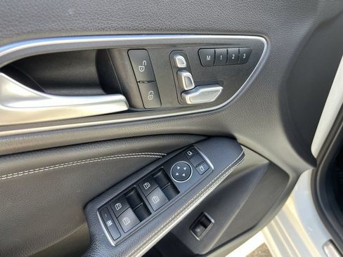 Used 2018 Mercedes-Benz CLA 250 4MATIC image 24