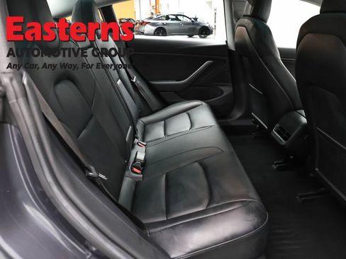 Used 2018 Tesla Model 3 Long Range AWD/4WD image 17