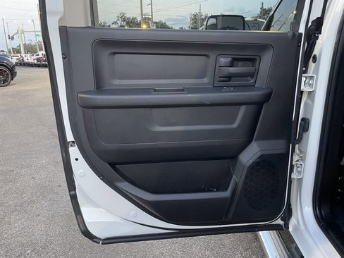 Used 2018 RAM 3500 Tradesman w/ Chrome Appearance Group image 35