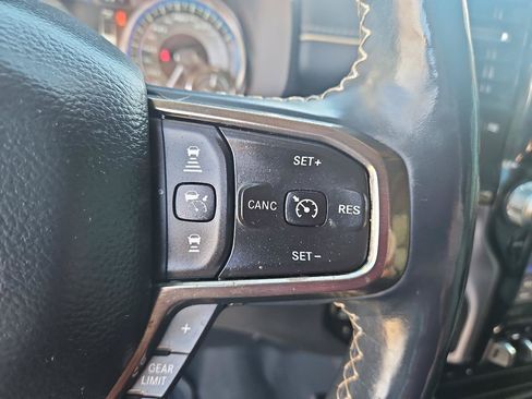 Used 2019 RAM 1500 Limited AWD/4WD image 16