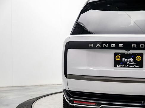 Used 2023 Land Rover Range Rover SE AWD/4WD image 14