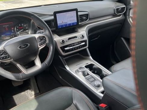 Used 2023 Ford Explorer Timberline w/ Timberline Technology Package image 16