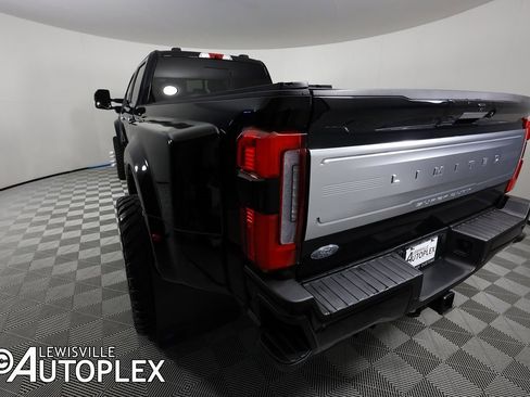 Used 2024 Ford F450 Limited w/ FX4 Off-Road Package image 8