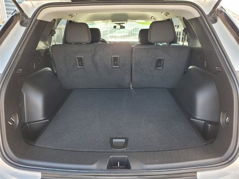Used 2022 Chevrolet Blazer LT image 10