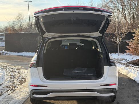 New 2026 Lincoln Nautilus Reserve w/ Jet Appearance Package image 16