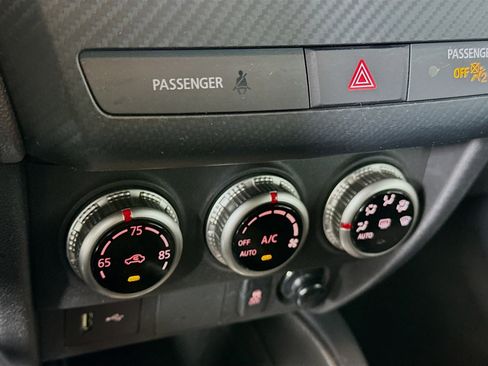 Used 2025 Mitsubishi Outlander Sport ES image 22