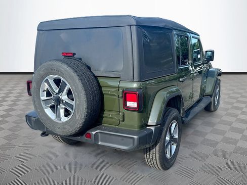 Used 2022 Jeep Wrangler Unlimited Sahara w/ Cold Weather Group AWD/4WD image 6