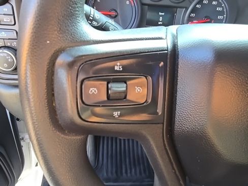 Used 2019 Chevrolet Silverado 1500 Custom w/ Custom Value Package image 21