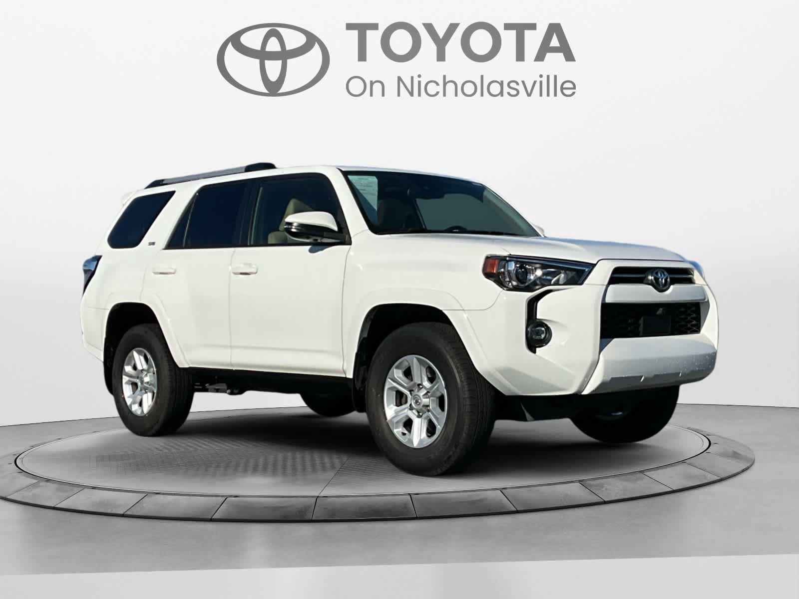 Used 2023 Toyota 4Runner SR5 Premium w/ Moonroof Package AWD/4WD image 7