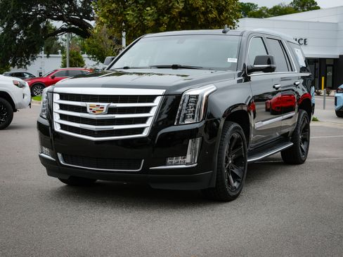 Used 2020 Cadillac Escalade 4WD image 5